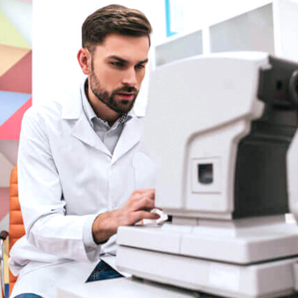optometrist in Mentor